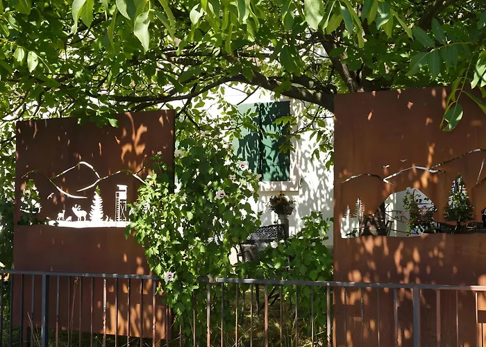 Alte Schmiede شقة